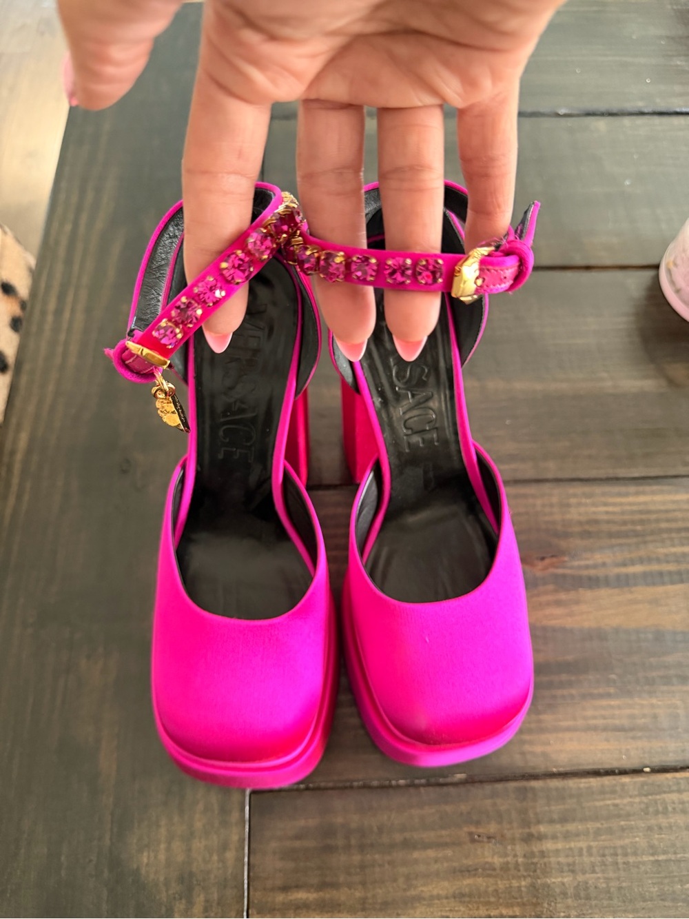 Versace Medusa Aevitas Satin Platform Pumps Pink Crystal Ankle Strap EU 40 - Picture 7 of 8